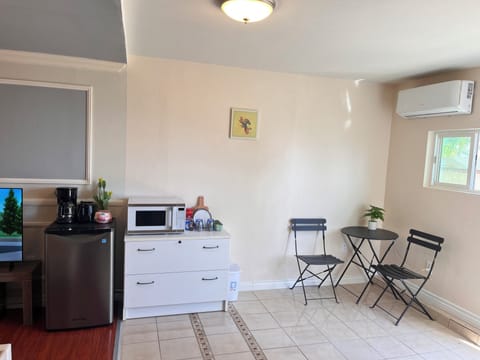 Kitchenette and dining table for 2