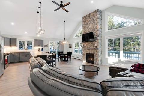 Indoors, Furniture, Living Room, Fireplace, Home Decor