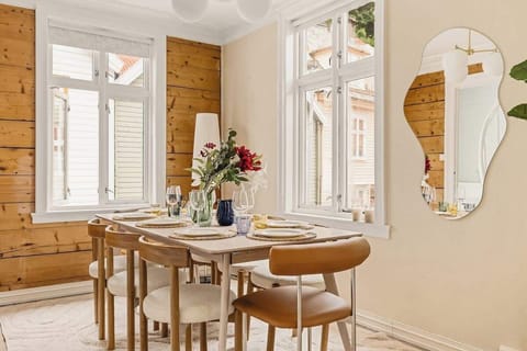 The dining table seats everyone in your group. By adding length, it can accommodate up to 10 people. See the next picture ->