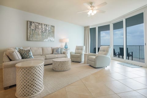 Caribe Resort C708 Living Room
