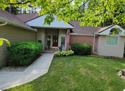 Welcome to Tellico Village The private entrance is on the left side of the house