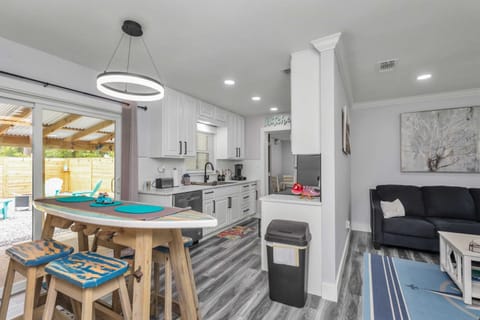 Kitchen/Living Room, Dining Table, Porch Entryway