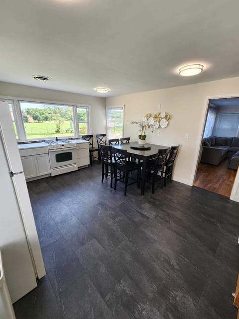 Main Floor - Kitchen