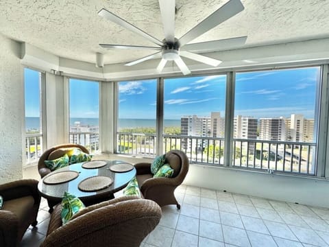 Balcony view and seating for great sunsets, great meals and wonderful memories.