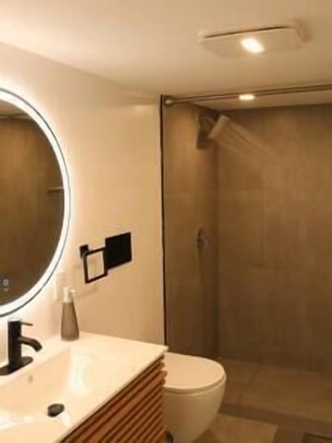 A4cbc324 2229 4937 908e 7a60c973b475