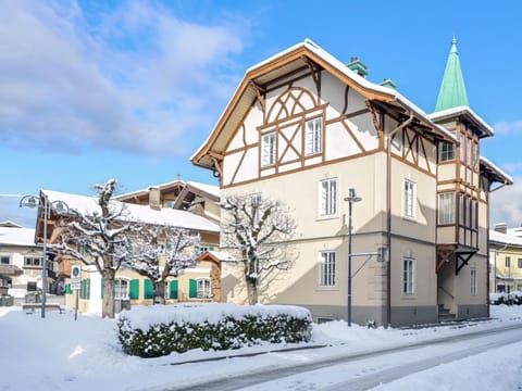 Holiday Home Exterior [winter]