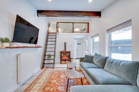 Center Conway Vacation Rental | 3BR | 2BA | 850 Sq Ft | 3 Steps Required