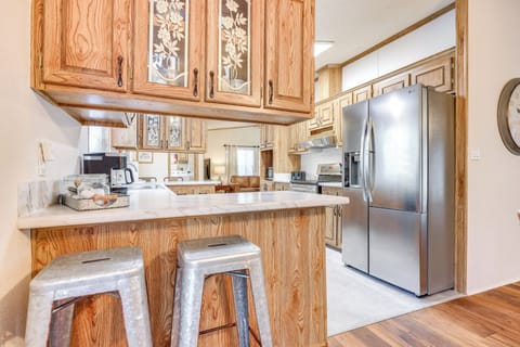 Kitchen | Breakfast Bars | Cooking Basics | Dishwasher