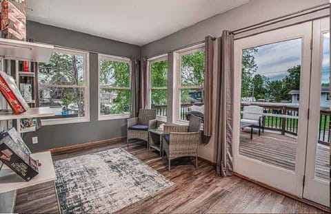 Sunroom with extra sitting area