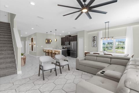 4820 Dedication Street (2).jpg
