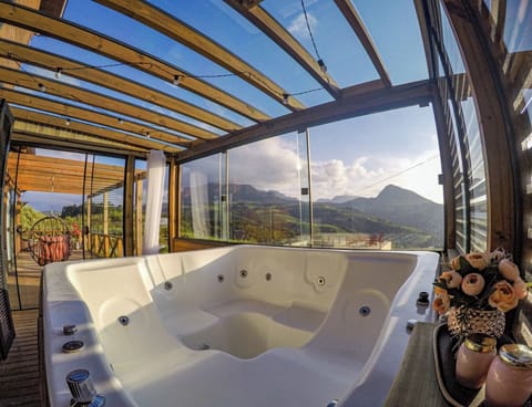 Indoor spa tub