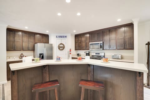 Large center island provided added seating and lots of counter space