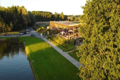 Immediate Surroundings [summer] (<1 km)