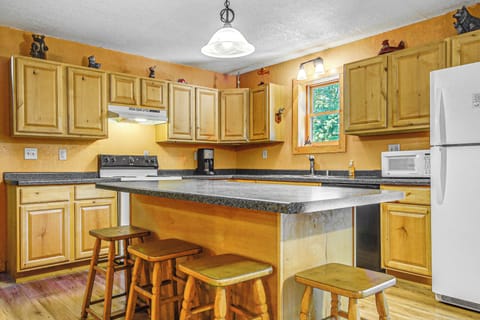 Kitchen | Cooking Basics | Main Floor