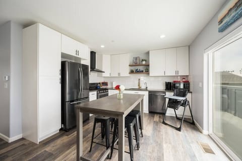 Upstairs Fully Stocked Kitchen