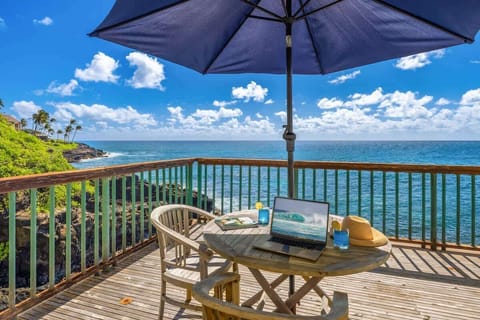 Relax on the Lanai