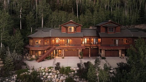 Apex Lodge North in Summer