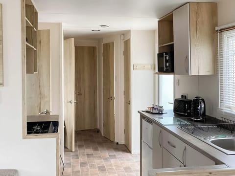 Kitchen | Farne Lodge, Berwick-Upon-Tweed