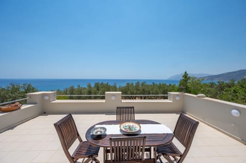 Gallery House,near beach,shared pool, South Crete, Balcony view