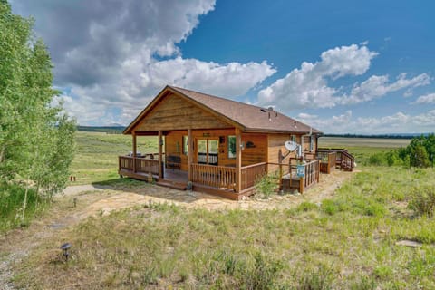 Fairplay Vacation Rental | 2BR | 1BA | 834 Sq Ft | 2 Steps to Enter