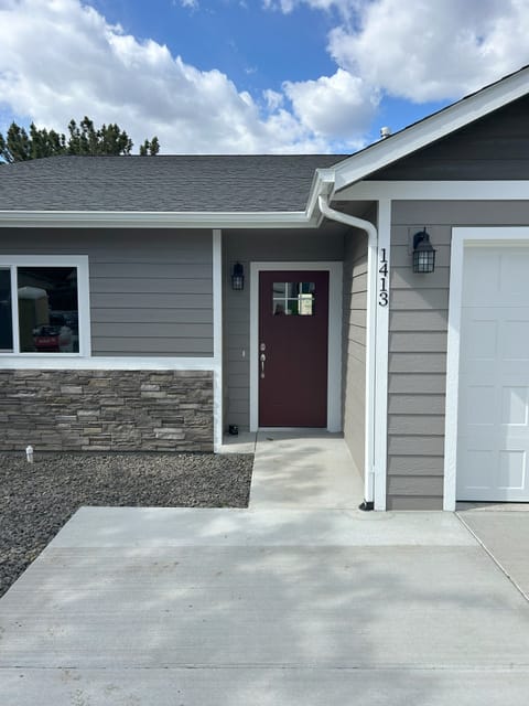 Well lit path to front door.  Keyless entry
