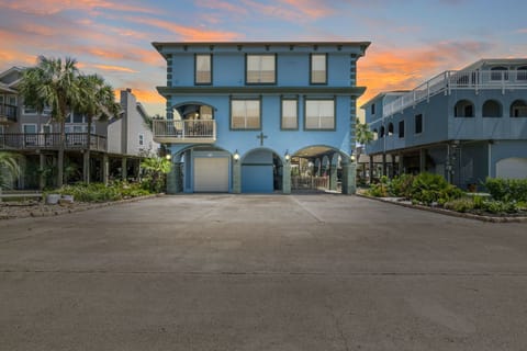 Welcome to Happy Daze!