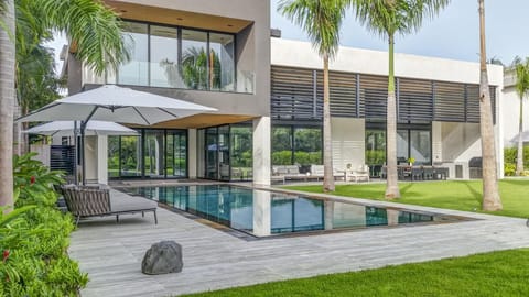 Hacienda B14 - Stylish Modern Golf View Villa (4539)