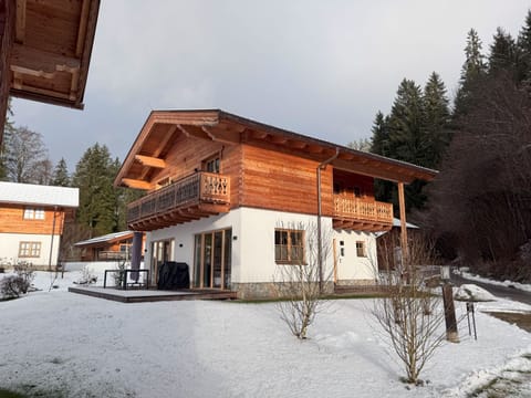 Holiday Home Exterior [winter]