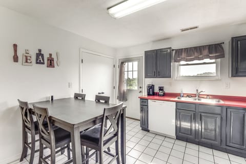 Kitchen & Dining Area | Single-Story House | In-Unit Laundry