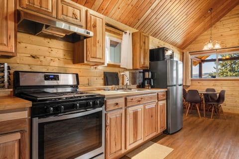 Fully stocked kitchen, please note there is no dishwasher. 
