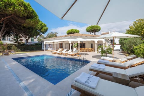 Villa-Benamara-New-Golden-Mile-Estepona-Marbella-Beachside (1)