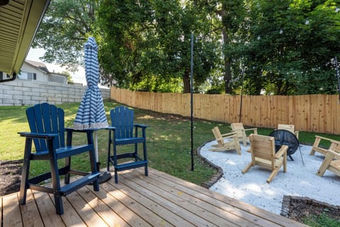 Relaxing Outdoor Area with Large Yard