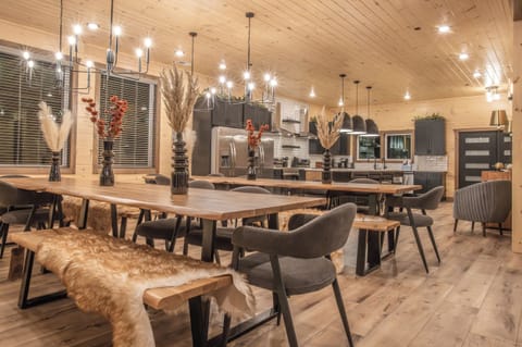 Dining & Kitchen View