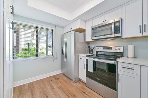 CIN5001 - Fully equipped kitchen