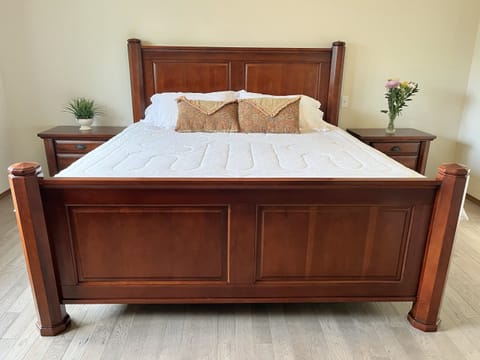 Master bedroom with King bed