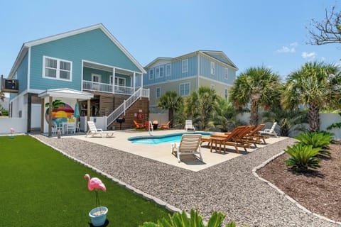 Exterior - Back / Fenced Pool Area
