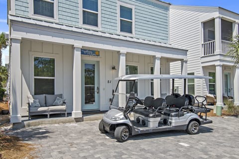 6-Seater golf cart included