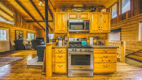 Fully equipped kitchen