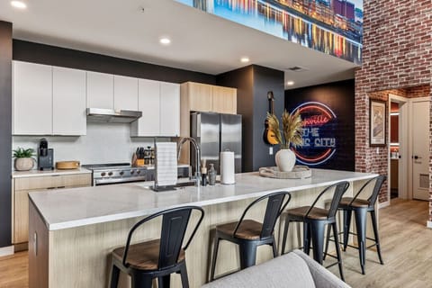 Fully equipped kitchen with 4 person seating, Keurig coffee maker with coffee provided, and everything you`d need to make a home cooked meal