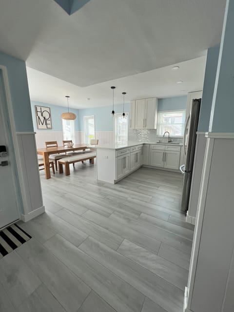 kitchen and dinning room