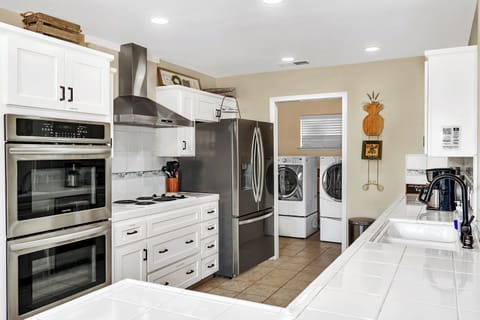 Fully equipped kitchen