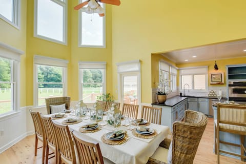 Dining Area | 1st Floor