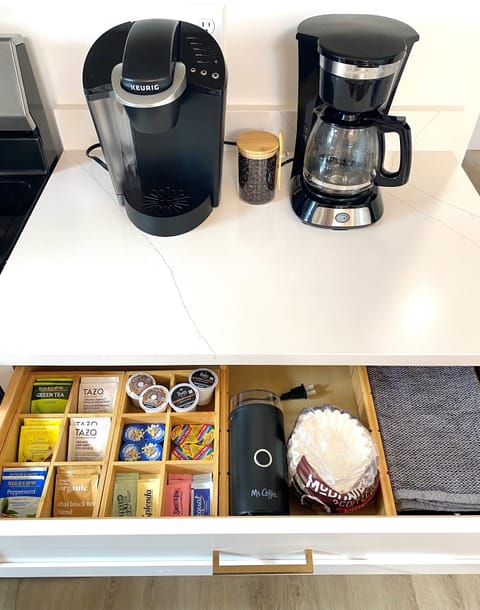 Coffee & Tea Station