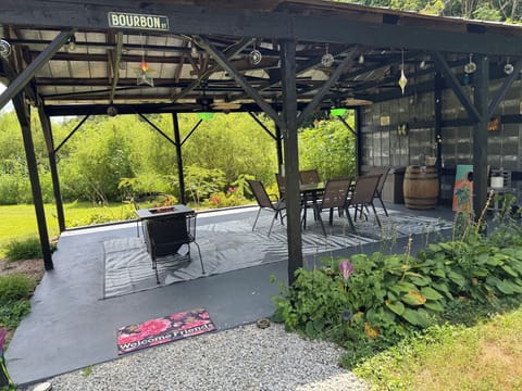 Pavilion- gas fire pit Pavilion