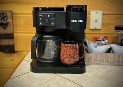 Keurig Coffee Maker with Drip and K-Cup