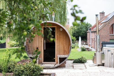 Vakantiewoning met sauna, hottub en zwembad