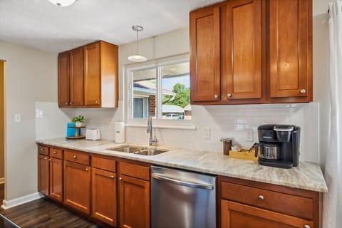 Fully Furnished Kitchen