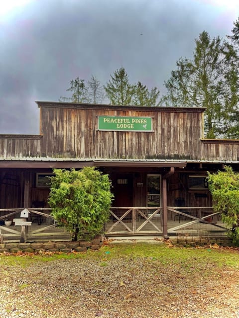 Peaceful Pines Front Sign