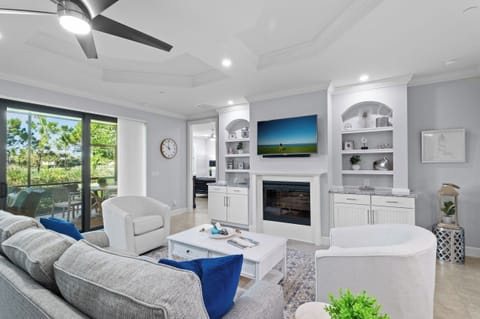 Great Room, Smart TV, Fireplace & Amazing Views 