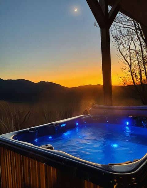 After a day of hiking, there’s no better reward than this view from the hot tub